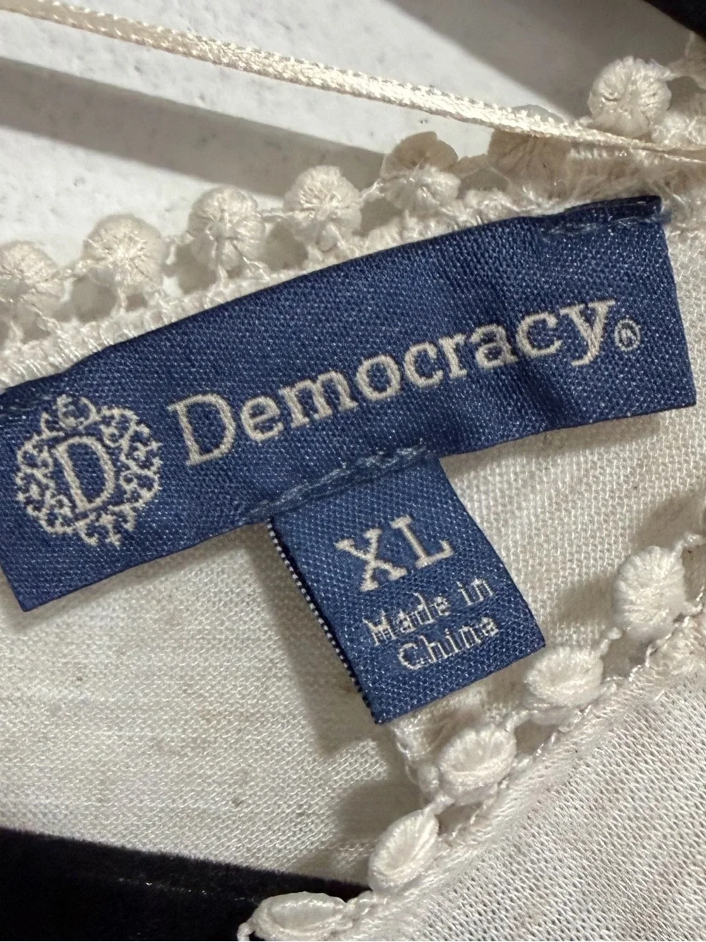 Democracy Cream Short-Sleeve Crochet Shoulder Top Size XL